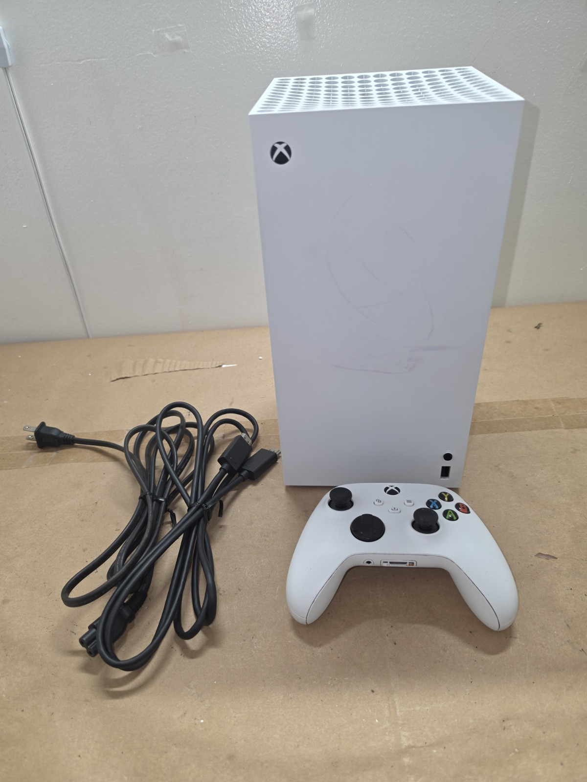Microsoft Xbox Series X Digital Edition Console White 1TB Controller- Excellent